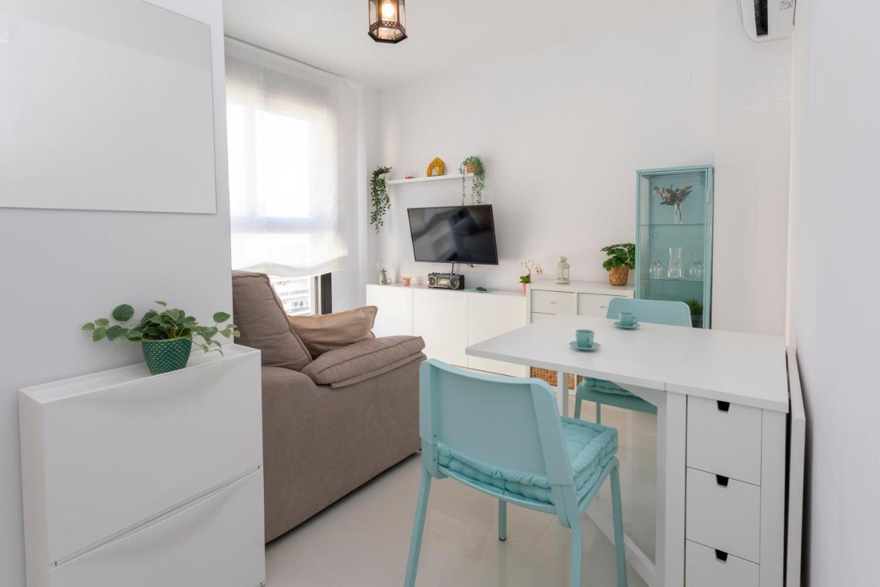 Becalp, Estudio En El Centro, By Bookindenia Exteriör bild